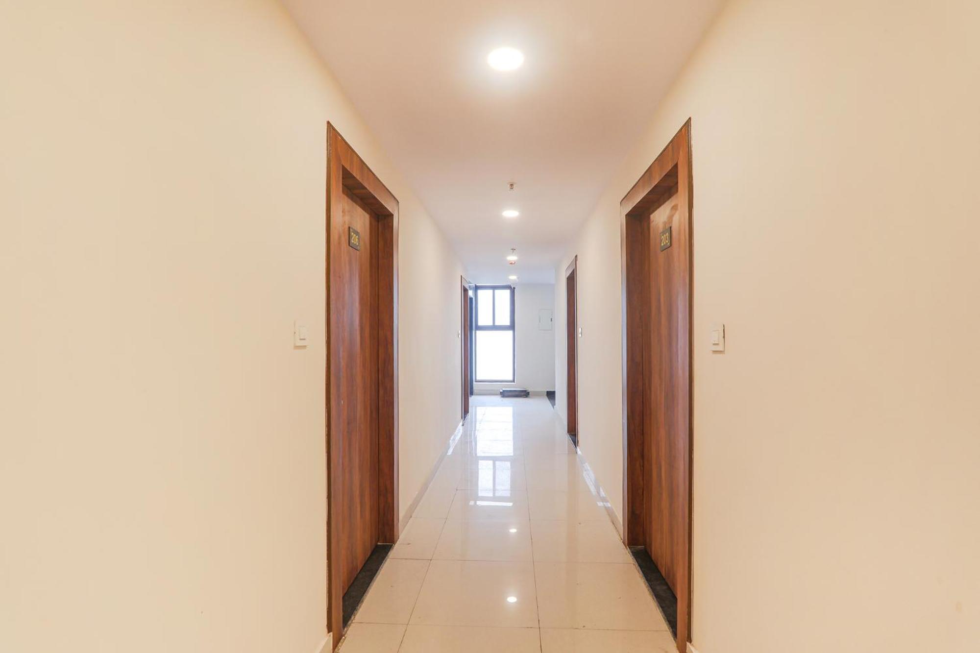 Fabhotel Rachna Palace And Banquets - Nr Lekhraj Metro Station Лакхнау Экстерьер фото